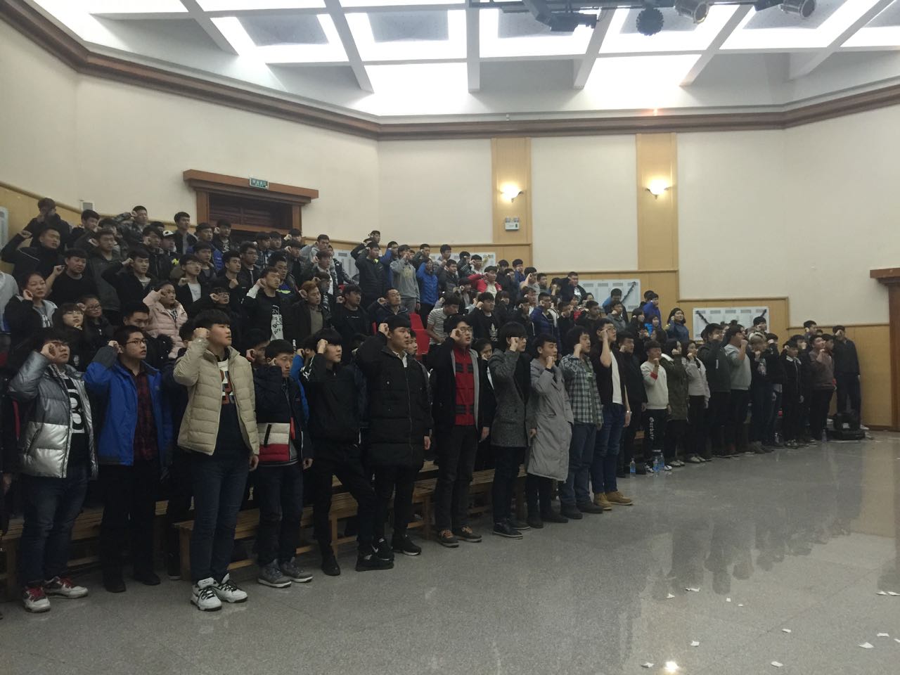 图片4.jpg 图片4.jpg