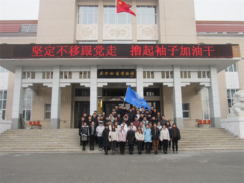 图片三.jpg 图片三.jpg