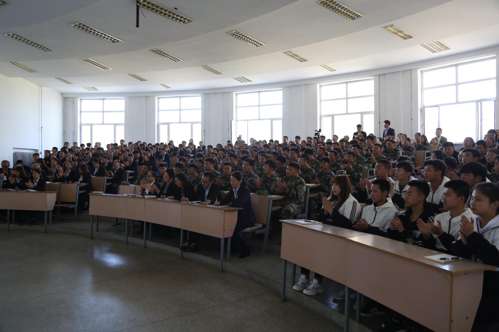 图二.JPG 图二.JPG