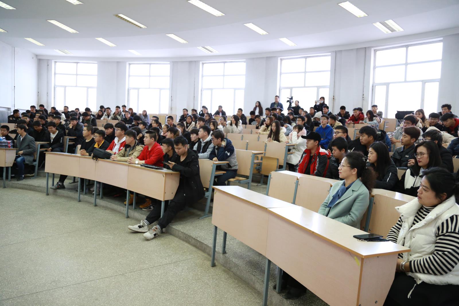 图片1.jpg 图片1.jpg