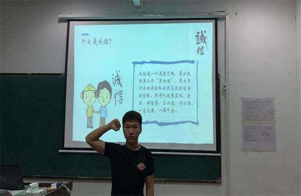 2照片.jpg 2照片.jpg