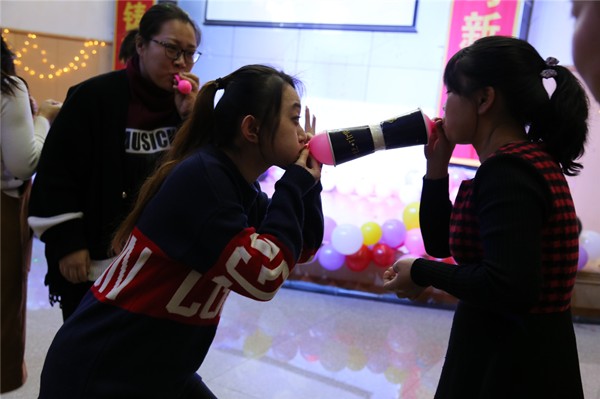 游戏1.JPG 游戏1.JPG