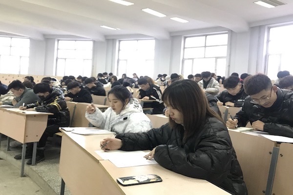 图片三.JPG 图片三.JPG