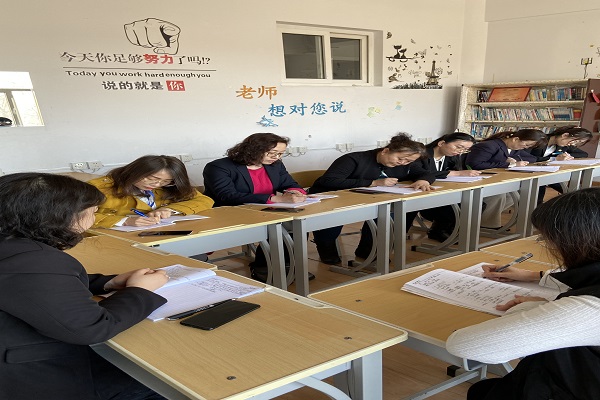 图2.jpg 图2.jpg
