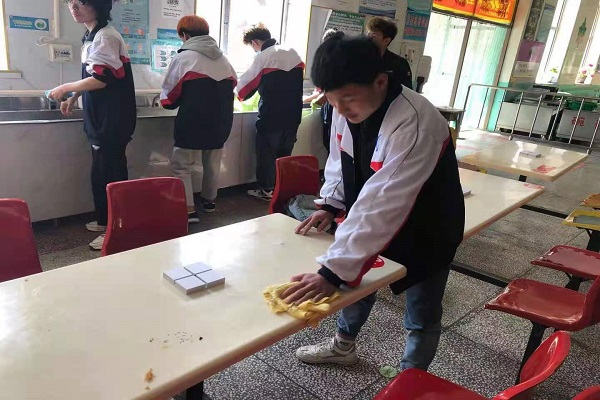 图片2.jpg 图片2.jpg