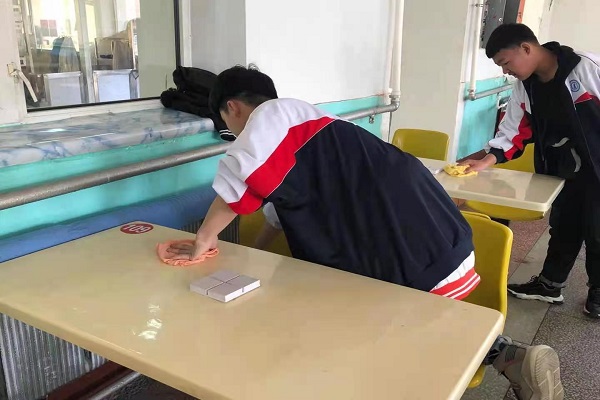 图片4.jpg 图片4.jpg