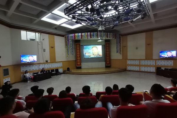 图片一.jpg 图片一.jpg