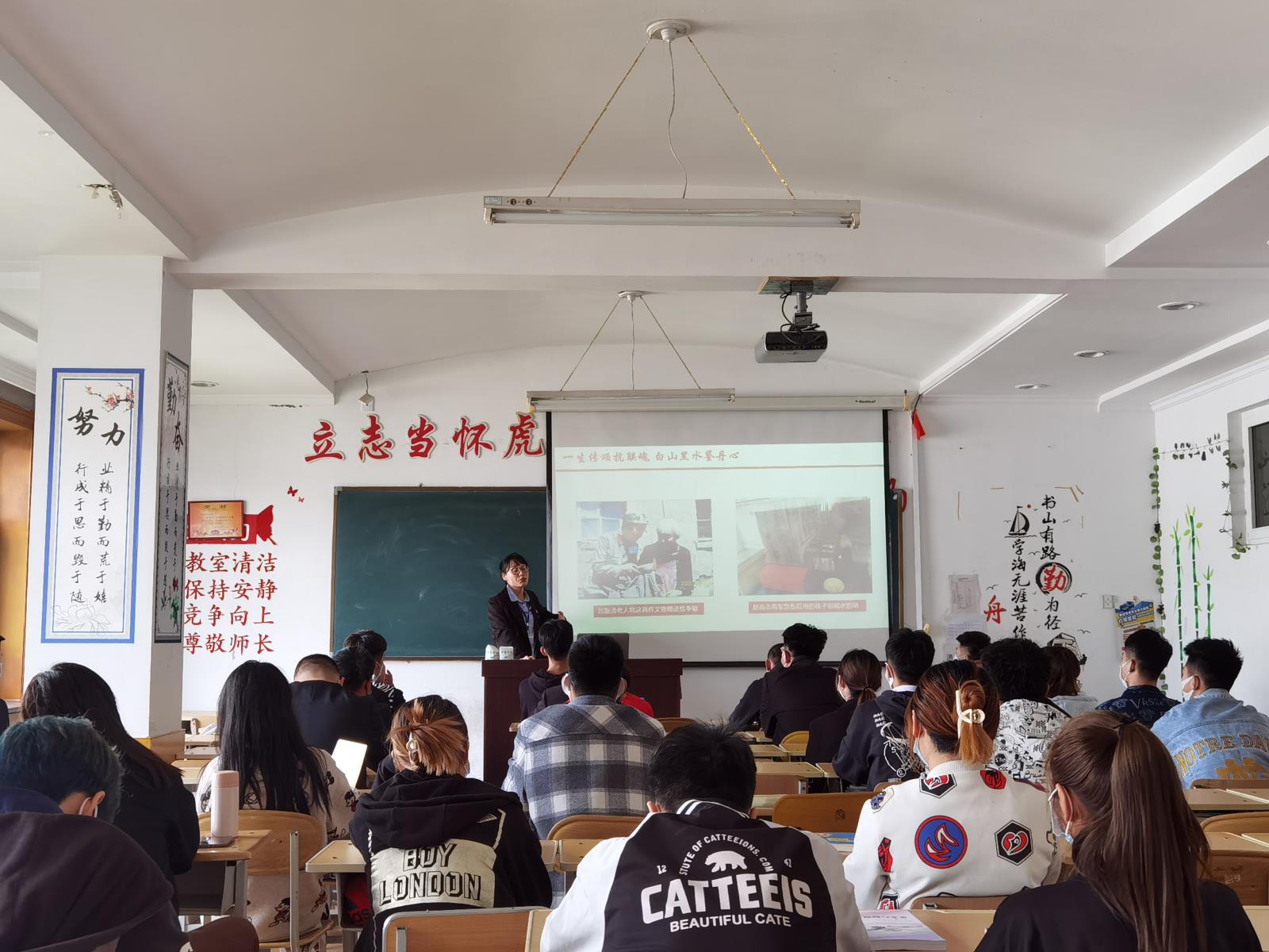 图片三.jpg 图片三.jpg