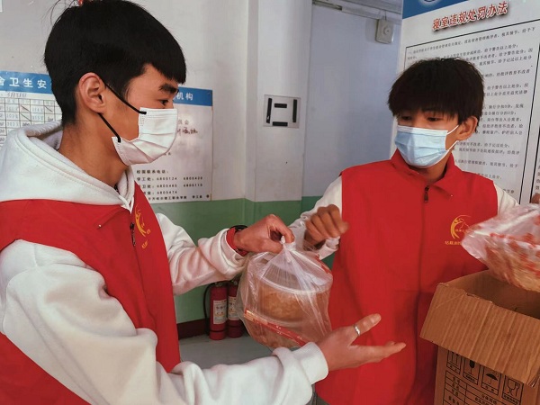 图片2.jpg 图片2.jpg