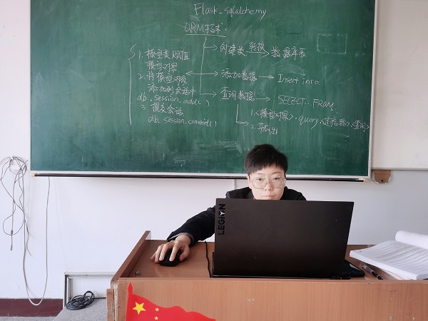 图片2.jpg 图片2.jpg