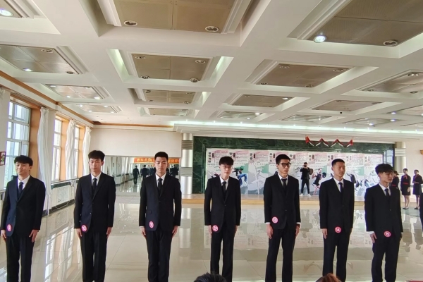 图片2.jpg 图片2.jpg