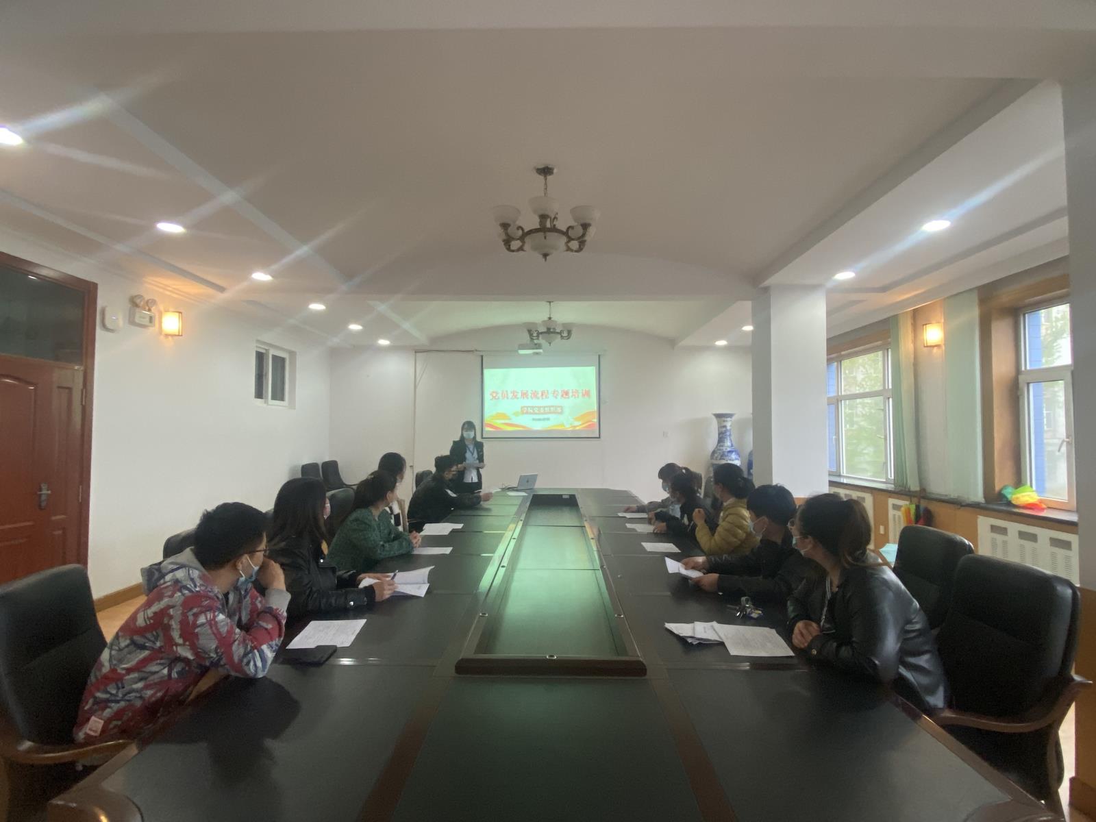 图片一.jpg 图片一.jpg