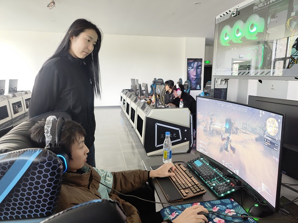 图片2.jpg 图片2.jpg