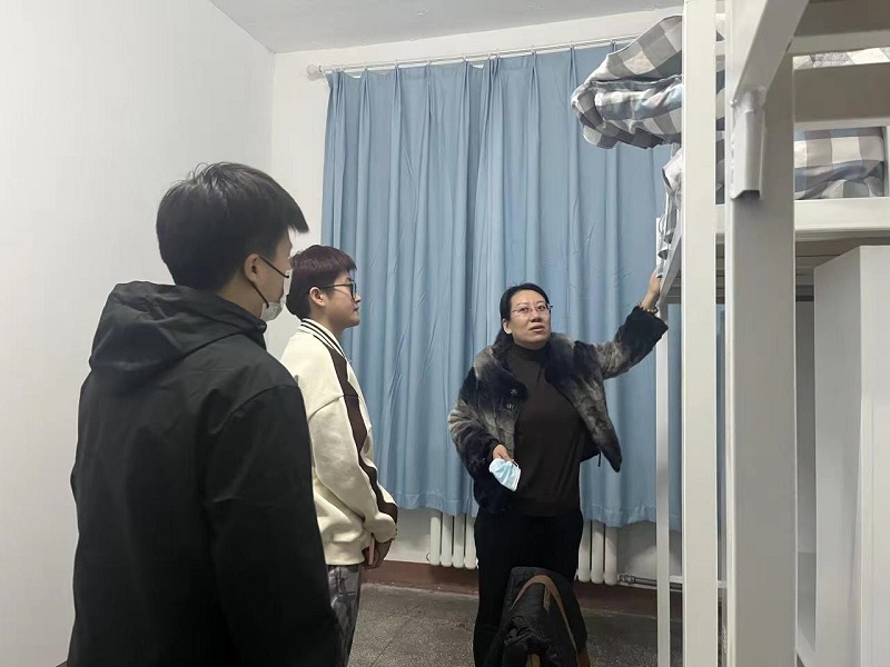 图片2 .jpg 图片2 .jpg