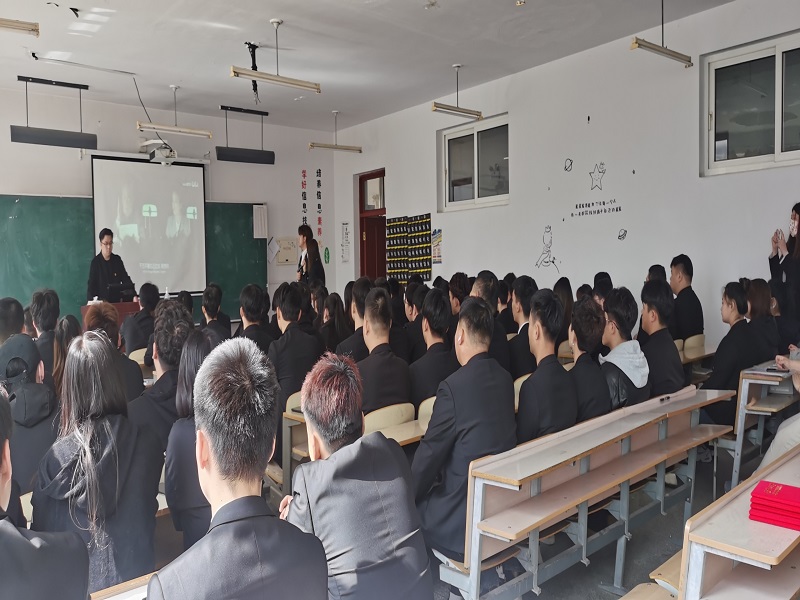 图2.jpg 图2.jpg