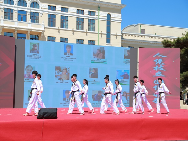 图片3.jpg 图片3.jpg