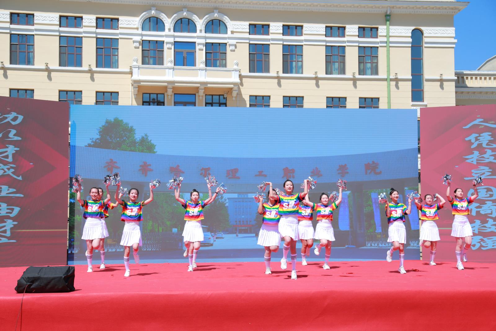图片4(1).jpg 图片4(1).jpg